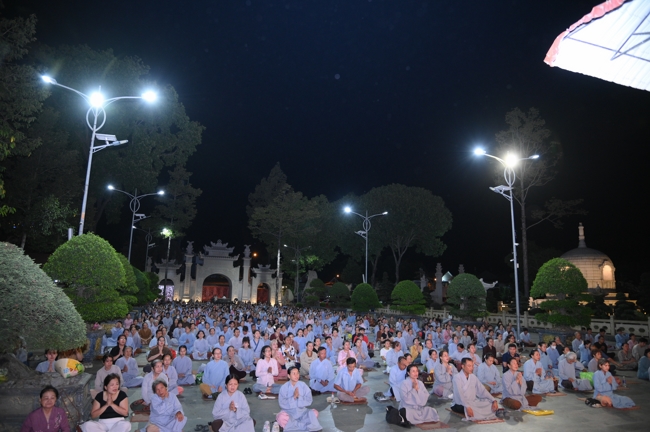 Repentance ceremony on Feb. 29th, year of the Horse at Hoang Phap pagoda