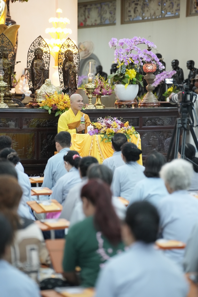 Repentance ceremony on Feb. 29th, year of the Horse at Hoang Phap pagoda