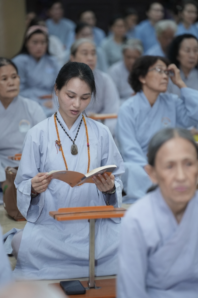 Repentance ceremony on Feb. 29th, year of the Horse at Hoang Phap pagoda