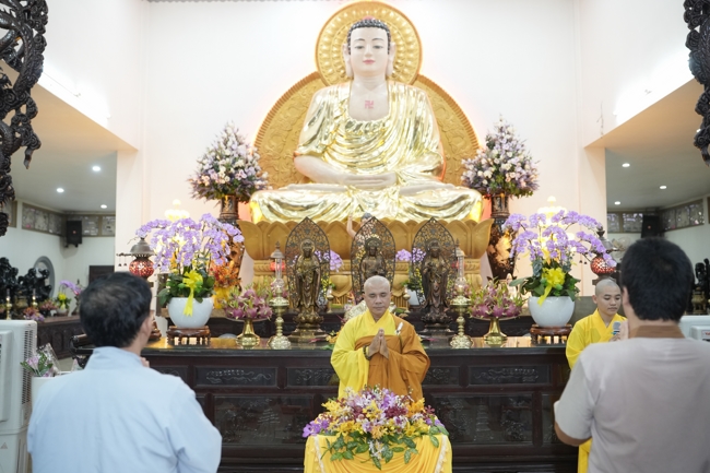 Repentance ceremony on Feb. 29th, year of the Horse at Hoang Phap pagoda