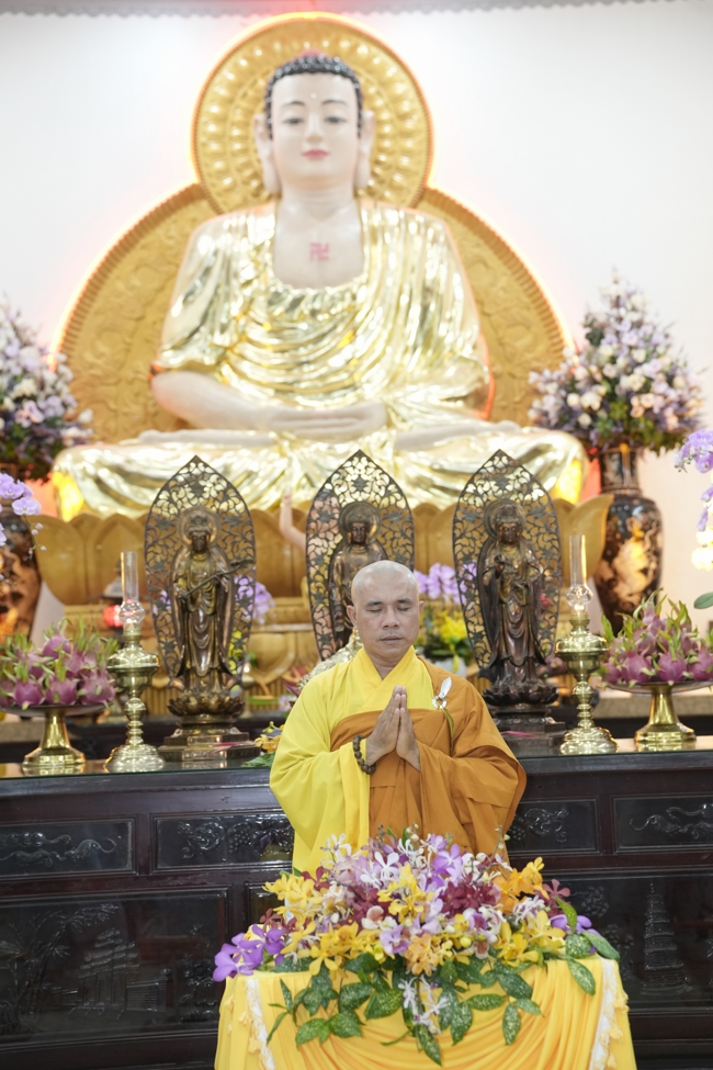 Repentance ceremony on Feb. 29th, year of the Horse at Hoang Phap pagoda