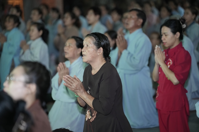 Repentance ceremony on Feb. 29th, year of the Horse at Hoang Phap pagoda