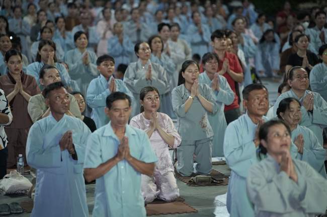 Repentance ceremony on Feb. 29th, year of the Horse at Hoang Phap pagoda