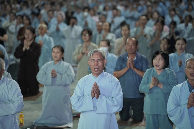 Repentance ceremony on Feb. 29th, year of the Horse at Hoang Phap pagoda