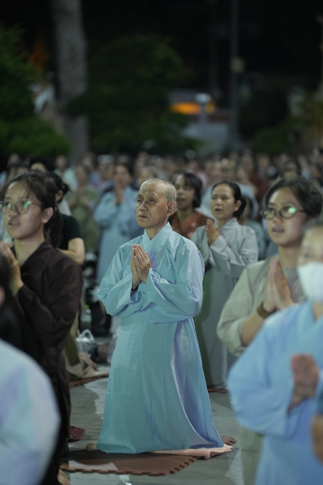 Repentance ceremony on Feb. 29th, year of the Horse at Hoang Phap pagoda