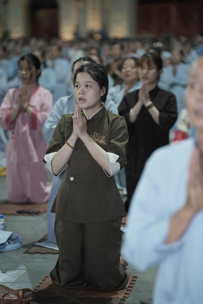 Repentance ceremony on Feb. 29th, year of the Horse at Hoang Phap pagoda