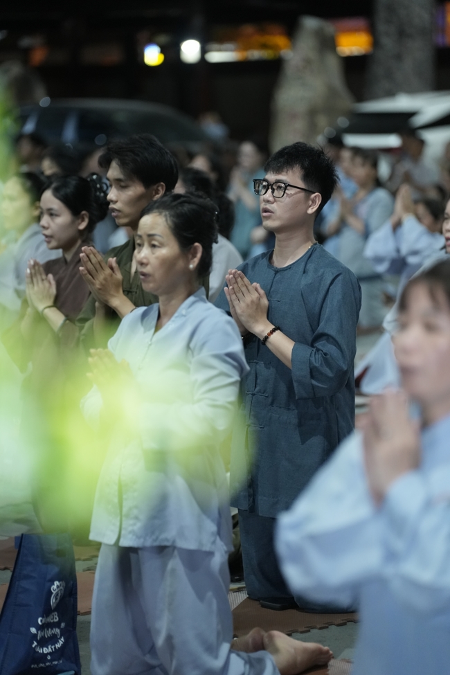 Repentance ceremony on Feb. 29th, year of the Horse at Hoang Phap pagoda