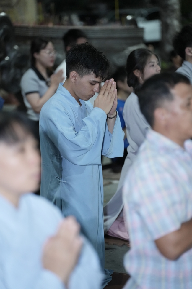 Repentance ceremony on Feb. 29th, year of the Horse at Hoang Phap pagoda