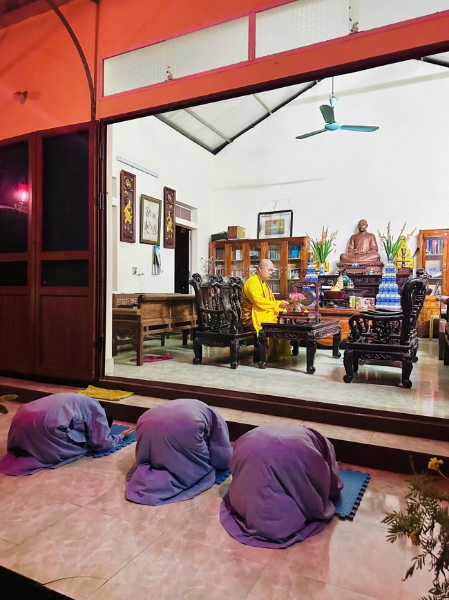 CHÙA ĐỐNG CAO - THANH HÓA: LỄ DÂNG HOA ĐĂNG VÀ THỈNH CHUÔNG U MINH HƯỚNG VỀ NGUỒN CỘI NHÂN NGÀY TIẾT THANH MINH 2026.