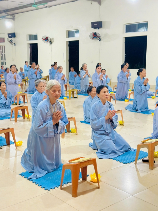 CHÙA ĐỐNG CAO - THANH HÓA: LỄ DÂNG HOA ĐĂNG VÀ THỈNH CHUÔNG U MINH HƯỚNG VỀ NGUỒN CỘI NHÂN NGÀY TIẾT THANH MINH 2026.