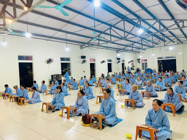 CHÙA ĐỐNG CAO - THANH HÓA: LỄ DÂNG HOA ĐĂNG VÀ THỈNH CHUÔNG U MINH HƯỚNG VỀ NGUỒN CỘI NHÂN NGÀY TIẾT THANH MINH 2026.