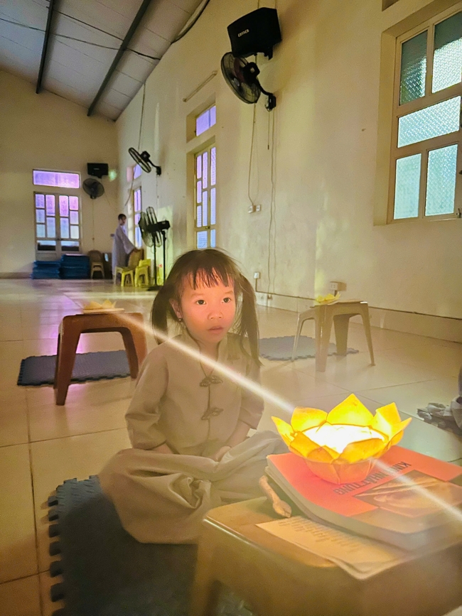 CHÙA ĐỐNG CAO - THANH HÓA: LỄ DÂNG HOA ĐĂNG VÀ THỈNH CHUÔNG U MINH HƯỚNG VỀ NGUỒN CỘI NHÂN NGÀY TIẾT THANH MINH 2026.