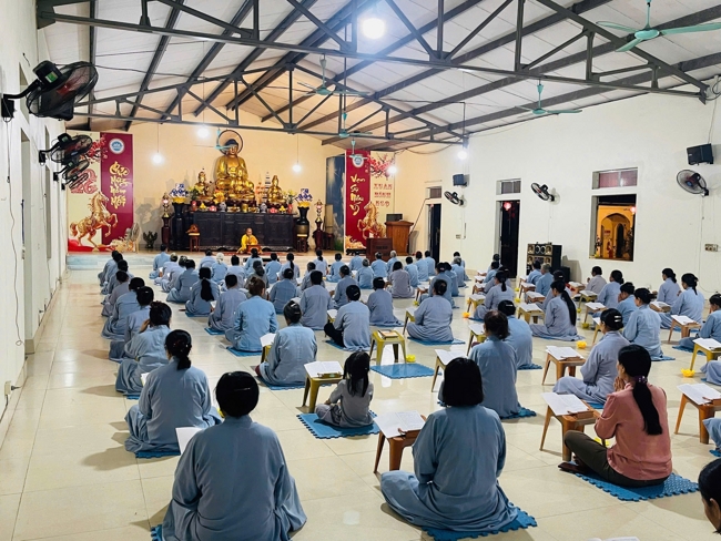 CHÙA ĐỐNG CAO - THANH HÓA: LỄ DÂNG HOA ĐĂNG VÀ THỈNH CHUÔNG U MINH HƯỚNG VỀ NGUỒN CỘI NHÂN NGÀY TIẾT THANH MINH 2026.