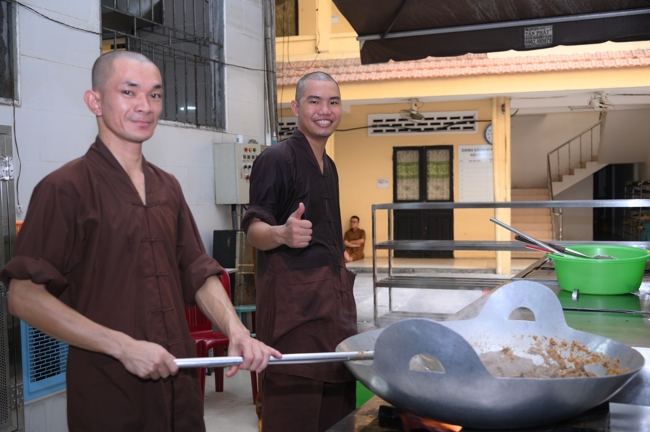 KHÓA TU NIỆM PHẬT MỘT NGÀY.