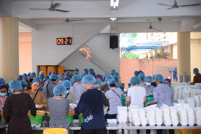 KHÓA TU NIỆM PHẬT MỘT NGÀY.