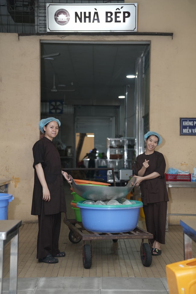 KHÓA TU NIỆM PHẬT MỘT NGÀY.