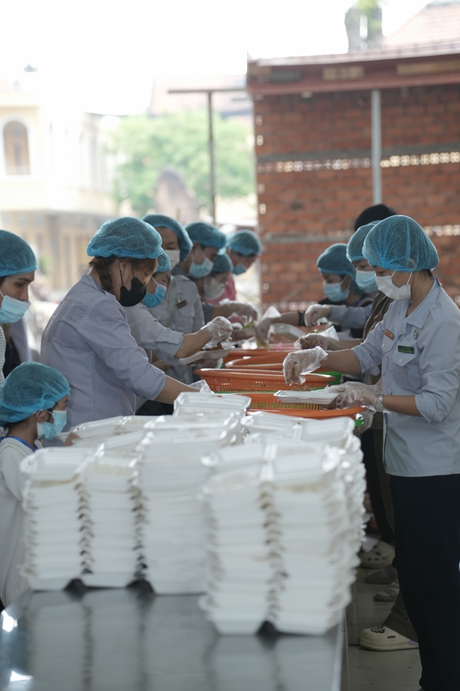 KHÓA TU NIỆM PHẬT MỘT NGÀY.