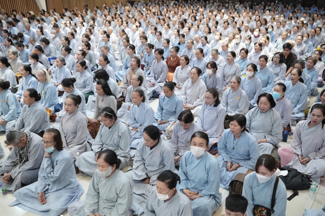 KHÓA TU NIỆM PHẬT MỘT NGÀY.