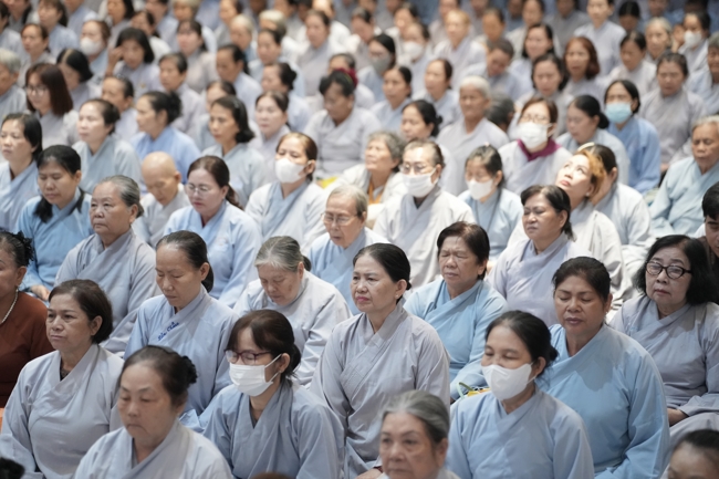 KHÓA TU NIỆM PHẬT MỘT NGÀY.