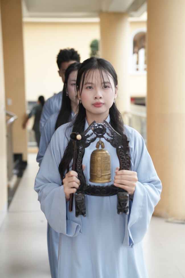 KHÓA TU NIỆM PHẬT MỘT NGÀY.