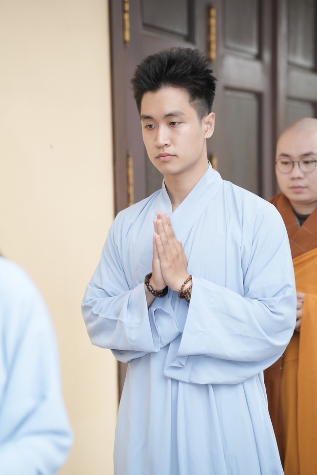 KHÓA TU NIỆM PHẬT MỘT NGÀY.