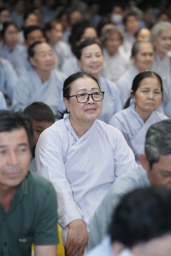 KHÓA TU NIỆM PHẬT MỘT NGÀY.