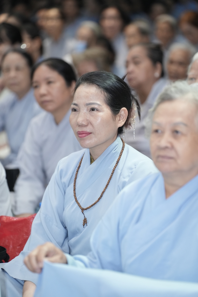 KHÓA TU NIỆM PHẬT MỘT NGÀY.