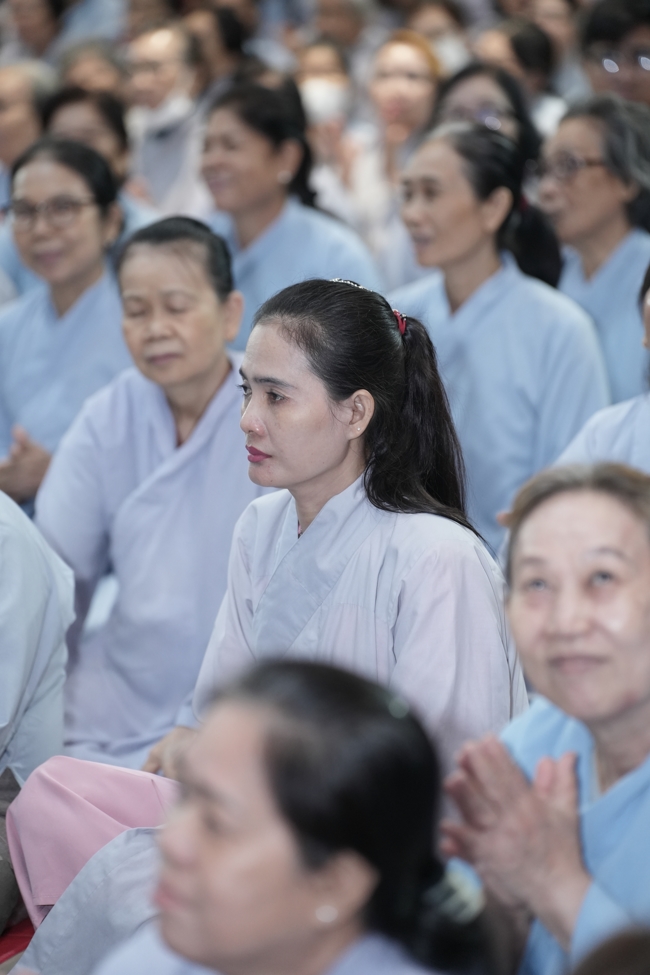 KHÓA TU NIỆM PHẬT MỘT NGÀY.