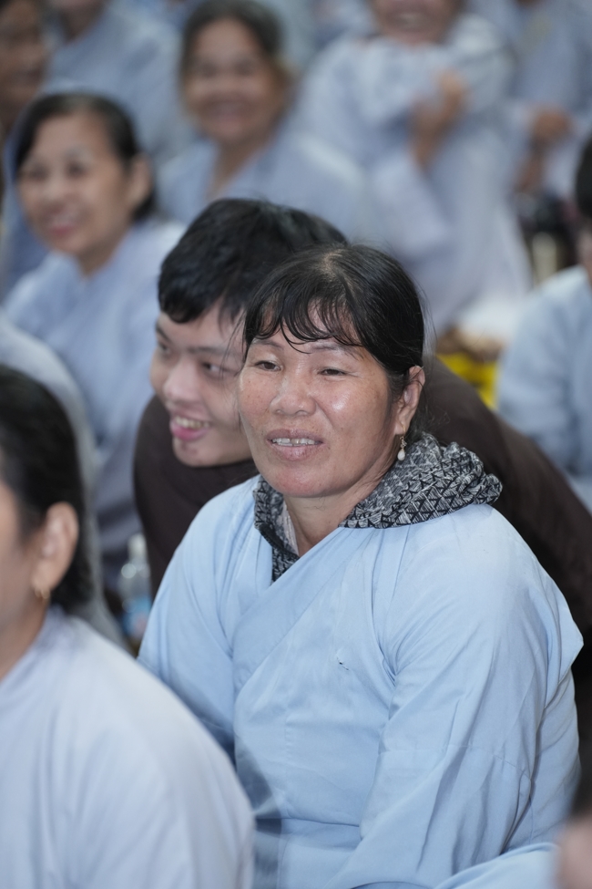 KHÓA TU NIỆM PHẬT MỘT NGÀY.