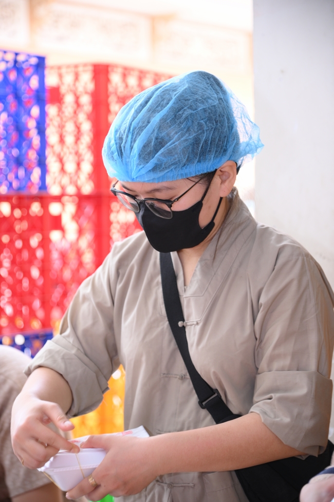 KHÓA TU NIỆM PHẬT MỘT NGÀY.