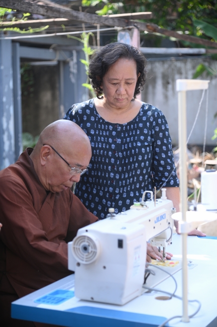 Chương trình từ thiện “Phương tiện nghĩa tình”.