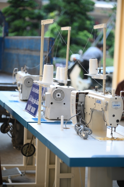 Chương trình từ thiện “Phương tiện nghĩa tình”.