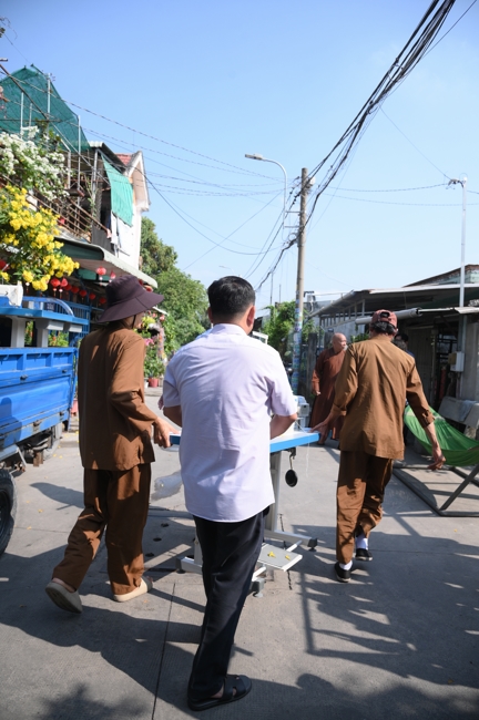 Chương trình từ thiện “Phương tiện nghĩa tình”.