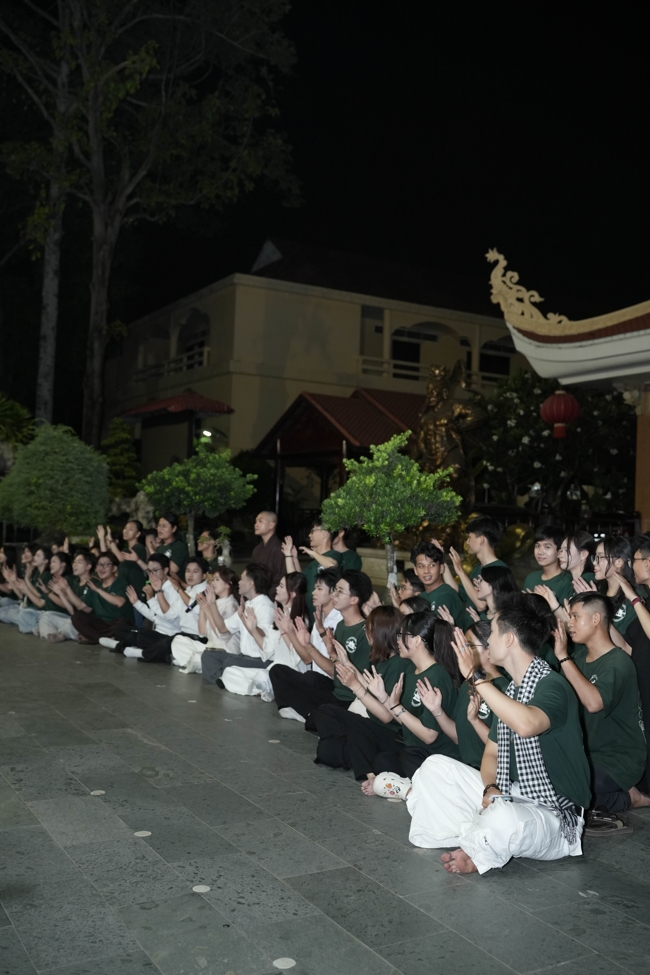 Khóa tu sinh viên “Hướng về Phật pháp”.