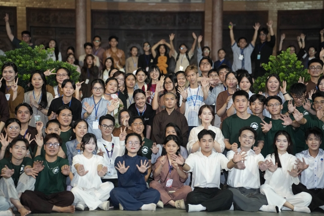 Khóa tu sinh viên “Hướng về Phật pháp”.