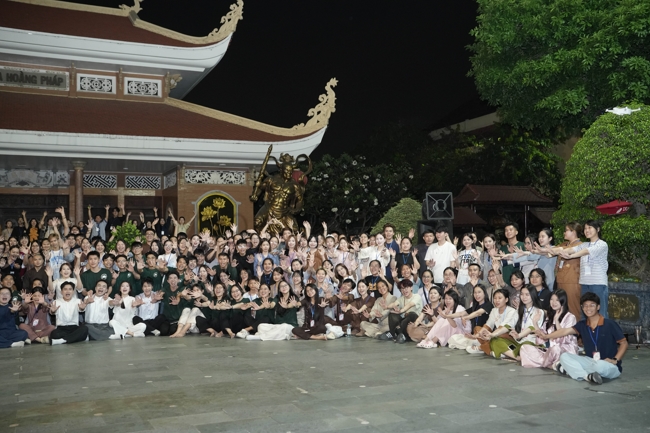 Khóa tu sinh viên “Hướng về Phật pháp”.