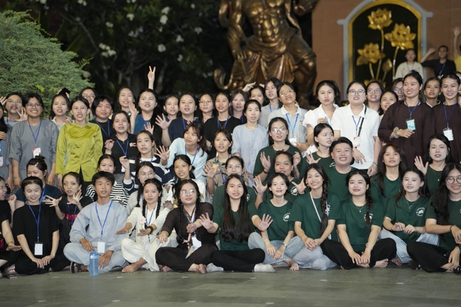 Khóa tu sinh viên “Hướng về Phật pháp”.