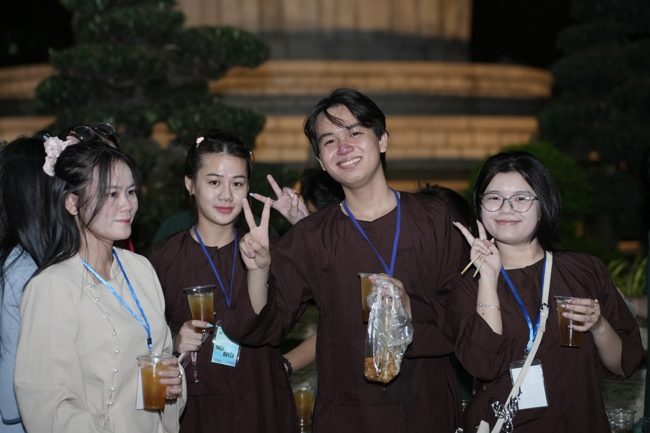 Khóa tu sinh viên “Hướng về Phật pháp”.