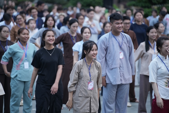 Khóa tu sinh viên “Hướng về Phật pháp”.