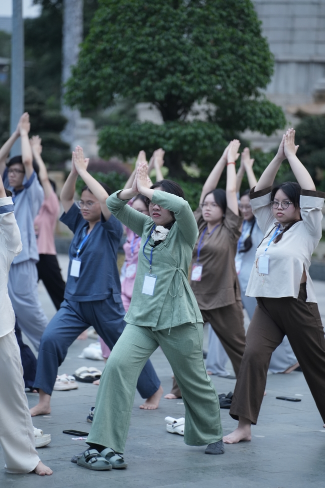 Khóa tu sinh viên “Hướng về Phật pháp”.