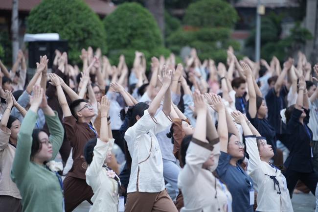 Khóa tu sinh viên “Hướng về Phật pháp”.