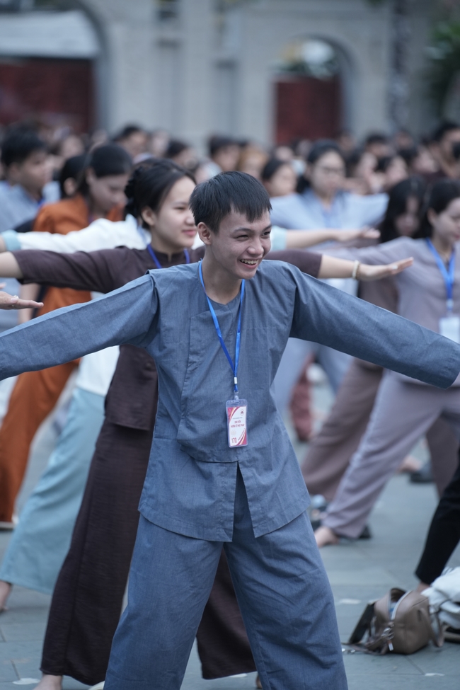 Khóa tu sinh viên “Hướng về Phật pháp”.