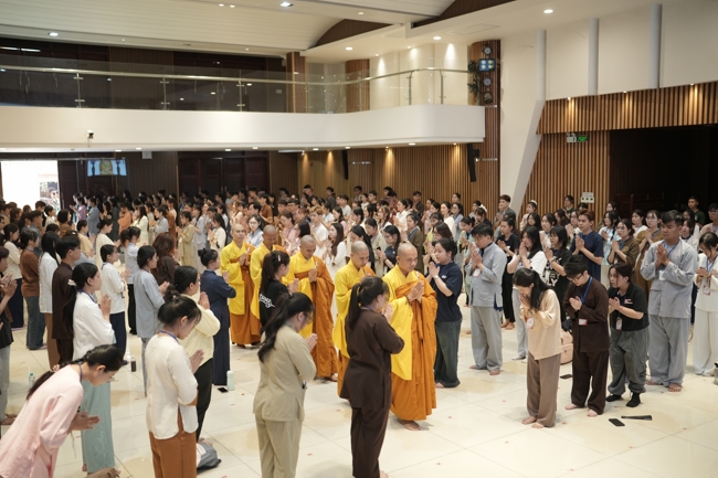 Khóa tu sinh viên “Hướng về Phật pháp”.