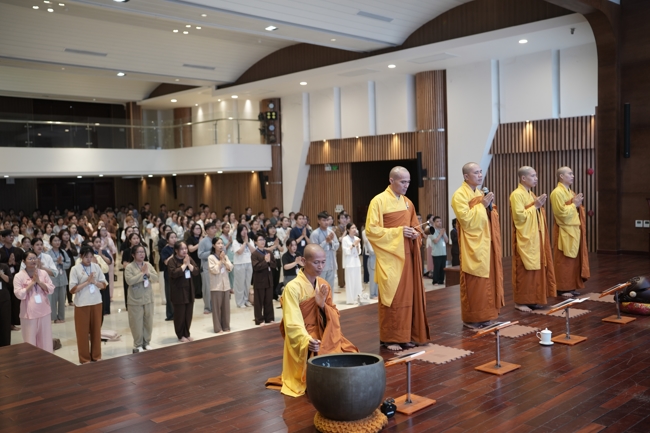 Khóa tu sinh viên “Hướng về Phật pháp”.