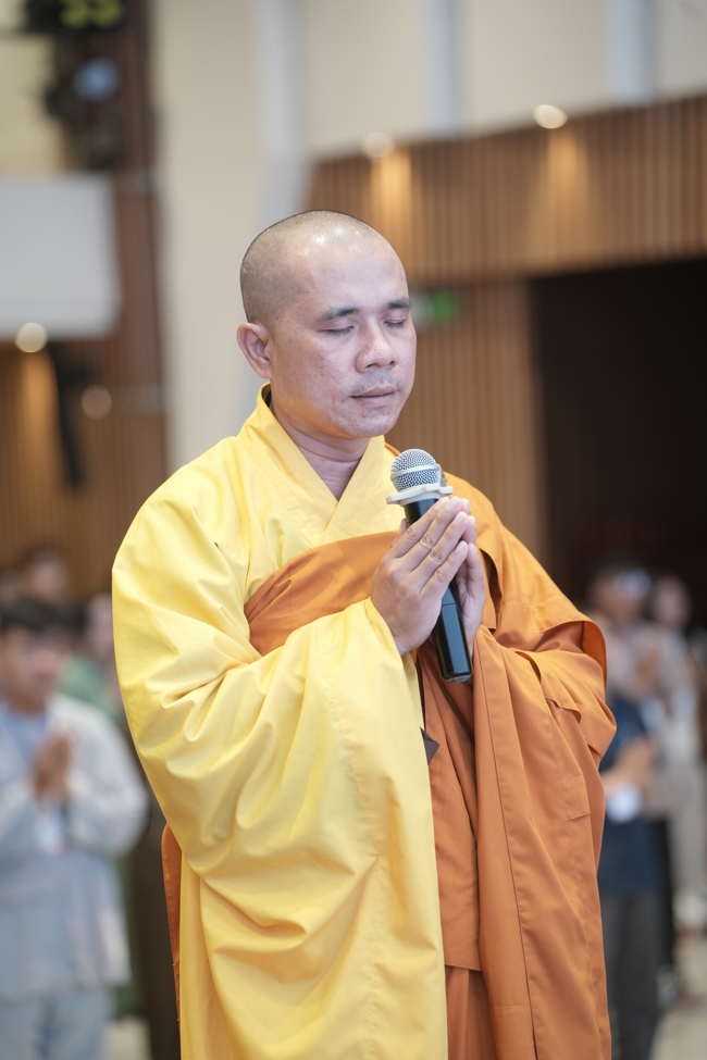 Khóa tu sinh viên “Hướng về Phật pháp”.