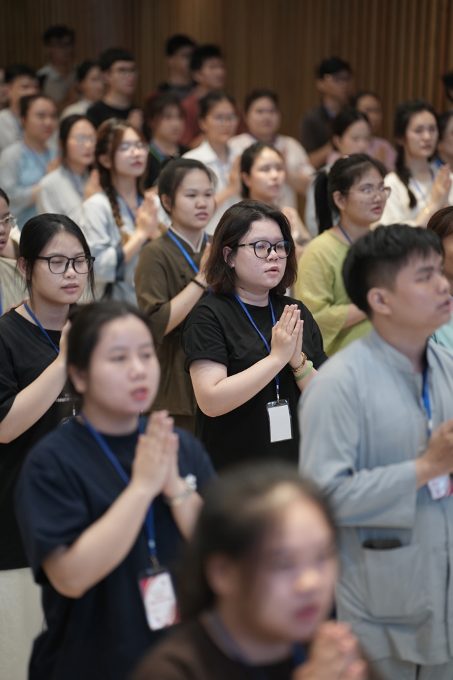 Khóa tu sinh viên “Hướng về Phật pháp”.