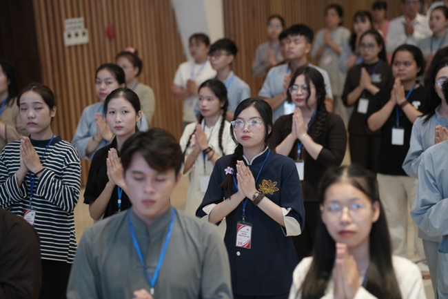 Khóa tu sinh viên “Hướng về Phật pháp”.