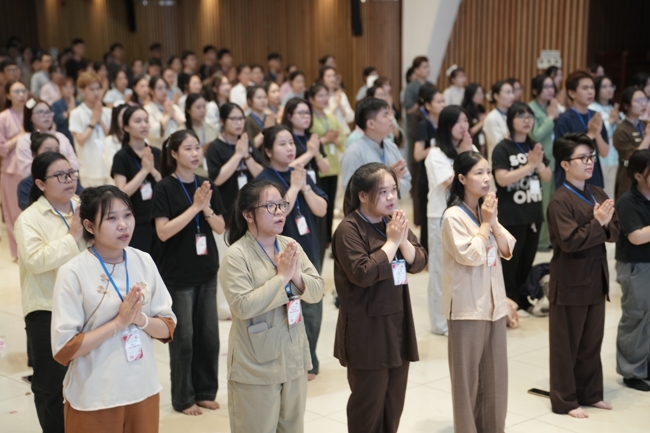 Khóa tu sinh viên “Hướng về Phật pháp”.