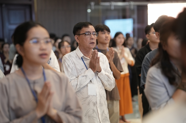 Khóa tu sinh viên “Hướng về Phật pháp”.