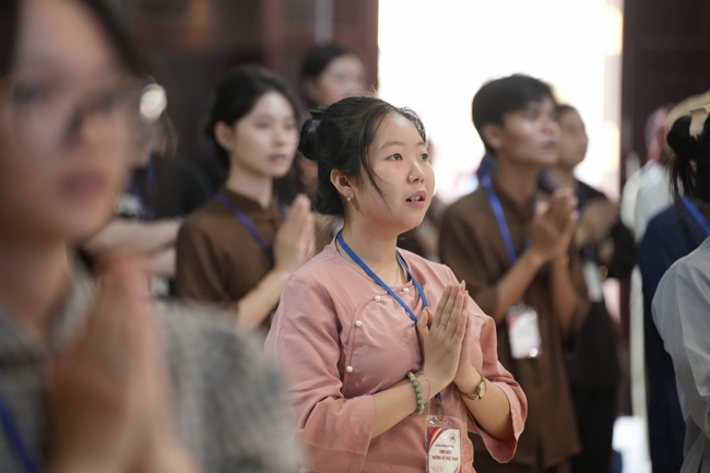 Khóa tu sinh viên “Hướng về Phật pháp”.